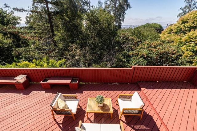 2025 Braemar Road, Oakland CA: https://media.crmls.org/mediaz/c2dee42a-25dc-4d07-9294-d4c751a3df20.jpg