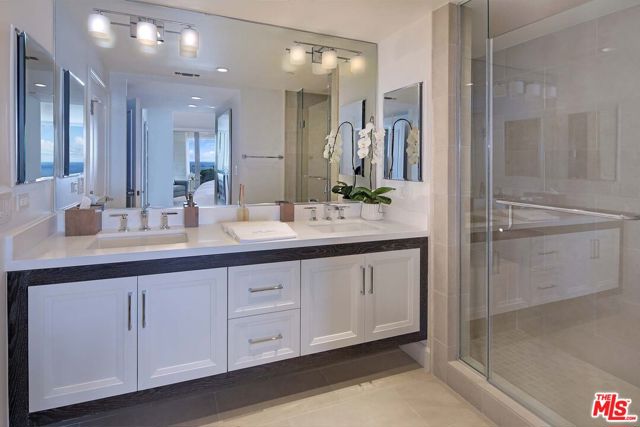 1221 W OCEAN Avenue, Santa Monica CA: https://media.crmls.org/mediaz/c2dfc1fa-71d2-4ba4-94a6-a357d57dd2bb.jpg