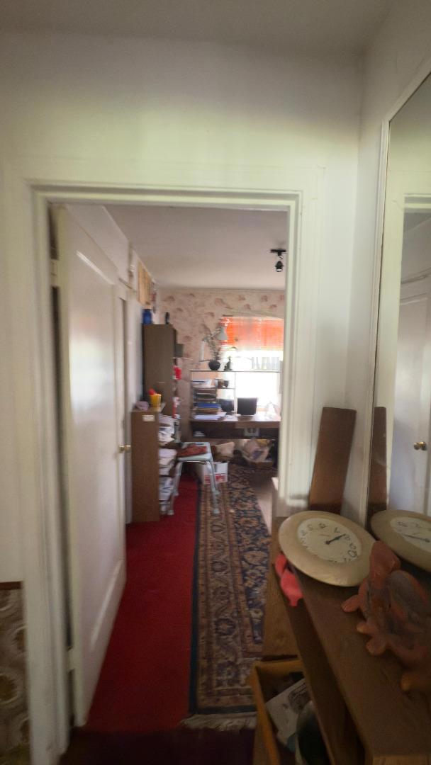 909 Elizabeth Way, Sunnyvale CA: https://media.crmls.org/mediaz/c2dff6b8-baa5-4963-826c-944b350c308f.jpg