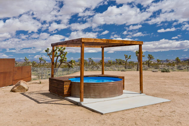 3663 Olympic Road, Joshua Tree CA: https://media.crmls.org/mediaz/c2e0a41b-13af-40b1-81da-35d2a1e796cb.jpg