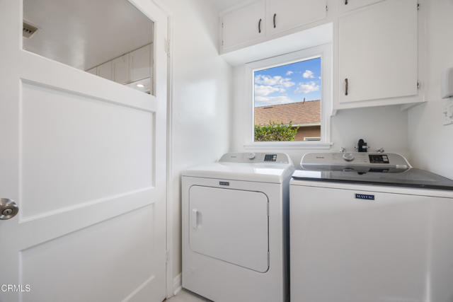 Detail Gallery Image 11 of 24 For 2380 Queensberry Rd, Pasadena,  CA 91104 - 3 Beds | 2 Baths