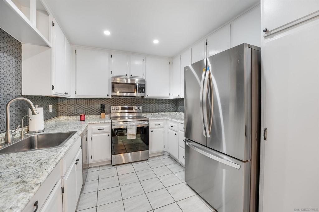 6747 Friars Road - photo 12