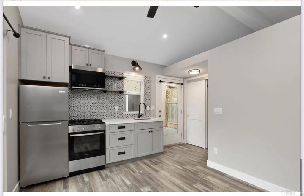 945 Woodgrove Dr Cardiff By The Sea - photo 18