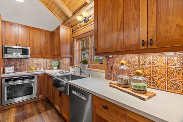 44 Pine Avenue, Mount Hermon CA: https://media.crmls.org/mediaz/c2e3dd97-e5ef-40fa-bd9d-88e65855a42e.jpg