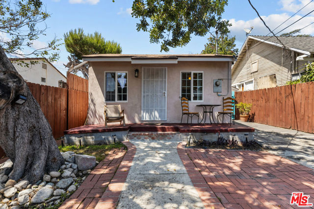 6841 Haywood Street photo 2