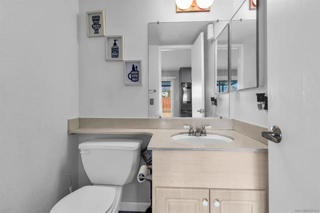 341 Paraiso Ave, Spring Valley CA: https://media.crmls.org/mediaz/c2e47611-572b-4ca2-bf42-6b7170276dc1.jpg