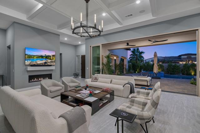 81670 Haflinger Way, La Quinta CA: https://media.crmls.org/mediaz/c2e523a3-d62f-4b43-82dc-65e3a54c6fbb.jpg