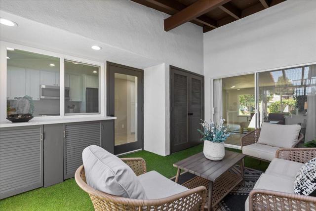 16566 Caminito Vencinos, San Diego CA: https://media.crmls.org/mediaz/c2e55feb-906e-43a8-9924-96436e823c39.jpg