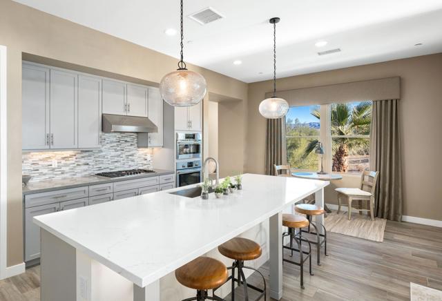 603 Retreat Circle, Palm Desert CA: https://media.crmls.org/mediaz/c2e658a0-f86a-4d72-b093-63e061808504.jpg