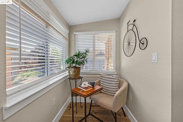 1047 59th Street, Oakland CA: https://media.crmls.org/mediaz/c2e7f0aa-54f4-4ab4-bea8-0bd4ec0abfb6.jpg