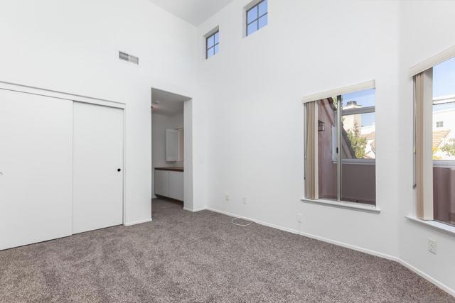12039 Calle De Leon Drive, El Cajon CA: https://media.crmls.org/mediaz/c2e90ffd-baea-43c5-a137-5891700a9e1a.jpg