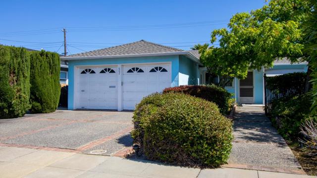 602 Chesterton Avenue, Belmont CA: https://media.crmls.org/mediaz/c2e9be17-df29-4a38-b5e5-b6fcea8c0bb4.jpg