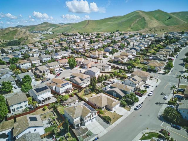 1085 Oakpoint Drive, Bay Point CA: https://media.crmls.org/mediaz/c2eb7e34-a8c0-4164-8180-bd13aa346bf5.jpg