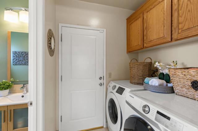 6176 Calle Del Conejo, San Jose CA: https://media.crmls.org/mediaz/c2ed44bf-ee86-41bd-8545-4ac48dc98e50.jpg