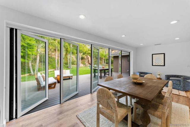 4840 Penrose Ct, San Diego CA: https://media.crmls.org/mediaz/c2ed770c-840c-409d-b5a8-3394d7ec6f82.jpg