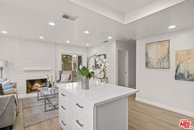 13 Pepper Court, Inglewood CA: https://media.crmls.org/mediaz/c2ee5ca4-c872-4c4d-add9-10a37a3a37ee.jpg