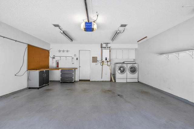 1484 Versailles Drive, Palm Springs, CA 92264