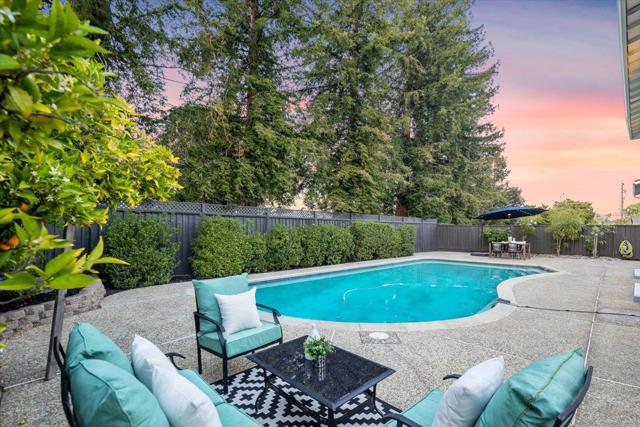 21547 Rosario Avenue, Cupertino CA: https://media.crmls.org/mediaz/c2eef217-1f52-4dfe-9a5e-0f13050d8f24.jpg