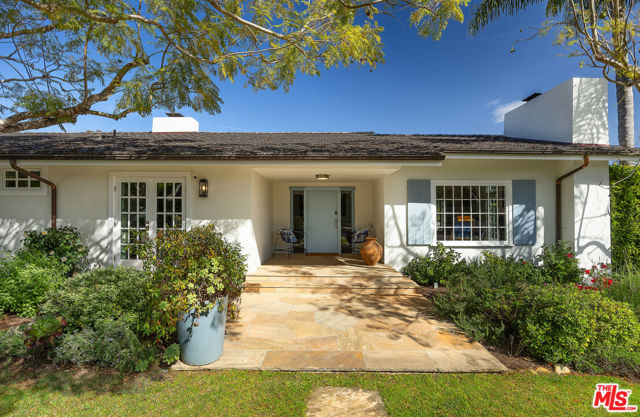 608 Stone Meadow Lane, Santa Barbara CA: https://media.crmls.org/mediaz/c2efab3e-012d-4905-84dc-2acbb8da56d4.jpg