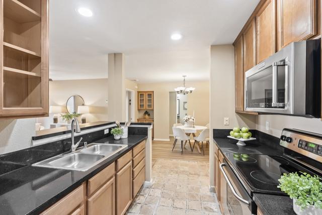 Detail Gallery Image 7 of 32 For 7130 Shoreline Dr #1103,  San Diego,  CA 92122 - 2 Beds | 2 Baths