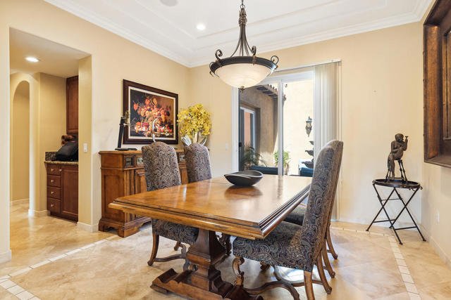 9 Via Santanella, Rancho Mirage CA: https://media.crmls.org/mediaz/c2f09d6e-6d0b-4978-8830-1869c550b349.jpg