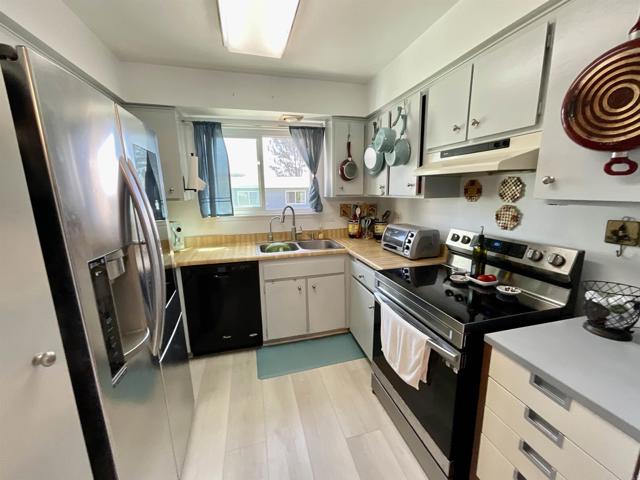 Detail Gallery Image 11 of 39 For 3631 Brandywine St, Oceanside,  CA 92057 - 2 Beds | 1/1 Baths