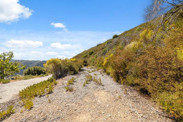 35005 Loma Chiquita Road, Los Gatos CA: https://media.crmls.org/mediaz/c2f2fb85-a227-4148-b6a8-e9c86a1c0c61.jpg