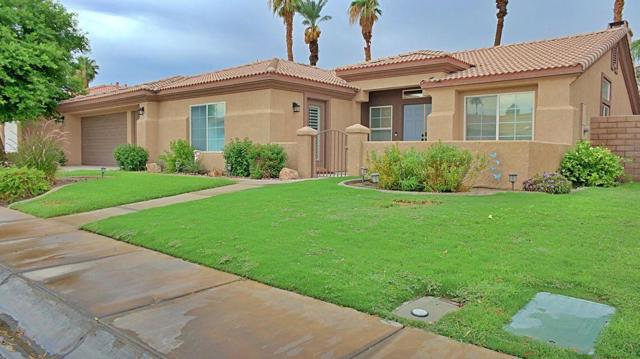 82342 Crosby Drive, Indio CA: https://media.crmls.org/mediaz/c2f3d59b-b44b-4a8e-8378-0d6024d3b6ca.jpg