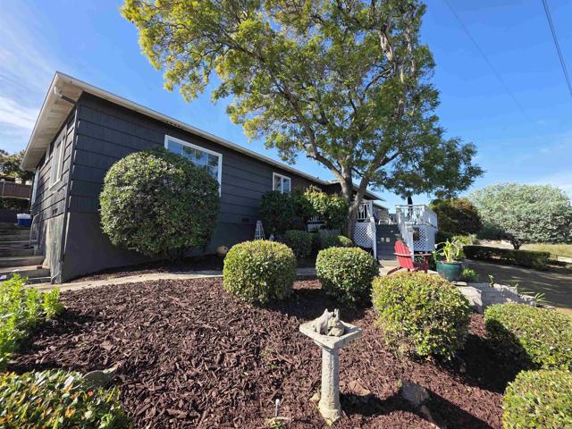 Detail Gallery Image 4 of 73 For 10945 Puebla Dr, La Mesa,  CA 91941 - 3 Beds | 2/1 Baths