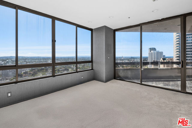 10430 Wilshire Boulevard, 1505 photo 4