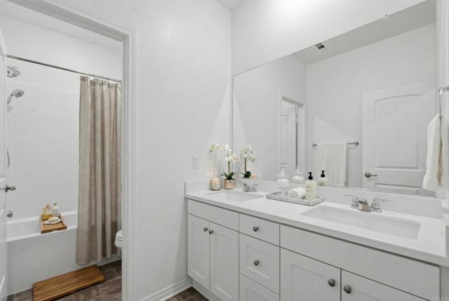 Detail Gallery Image 13 of 39 For 29917 Great Basin Ct, Menifee,  CA 92585 - 4 Beds | 2/1 Baths