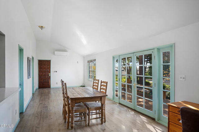 Detail Gallery Image 10 of 32 For 3864 Clayton Ave, Los Angeles,  CA 90027 - 2 Beds | 1 Baths