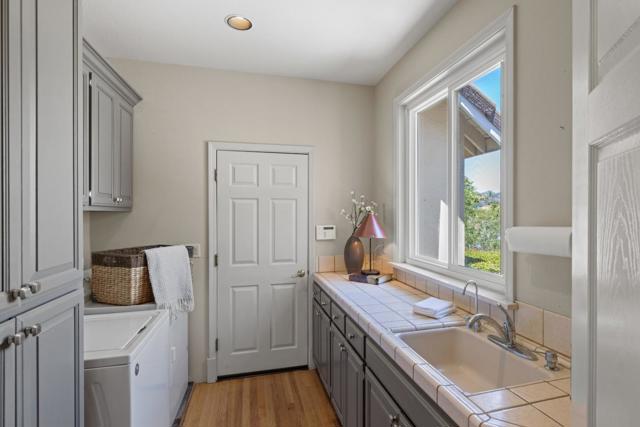 25317 Camino De Chamisal,  CA: https://media.crmls.org/mediaz/c2f64d85-8d6e-4672-9740-338b32e15361.jpg