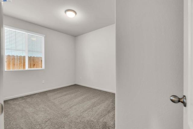 4171 Markovich Ct, Richmond CA: https://media.crmls.org/mediaz/c2f6a665-e9cb-48c9-9ee8-c0dd38e27d7e.jpg