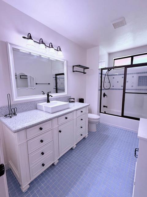 820 Neil Drive, Hollister CA: https://media.crmls.org/mediaz/c2f717d7-cae5-4923-8a0b-97c9c9c2cfc8.jpg