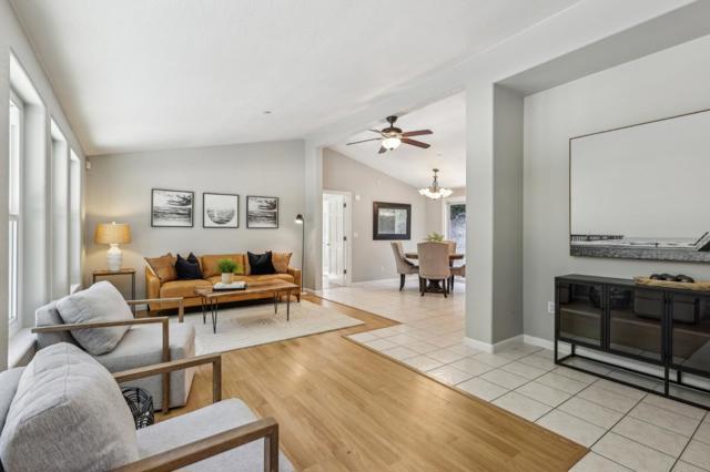 2995 Day Road, Gilroy CA: https://media.crmls.org/mediaz/c2f73db7-d115-48a6-ba48-45edcdccdd7f.jpg