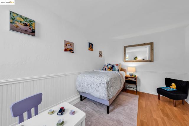 7231 Plank Ave, El Cerrito CA: https://media.crmls.org/mediaz/c2f78c4b-6d52-43ba-8e39-307e7140ea1c.jpg