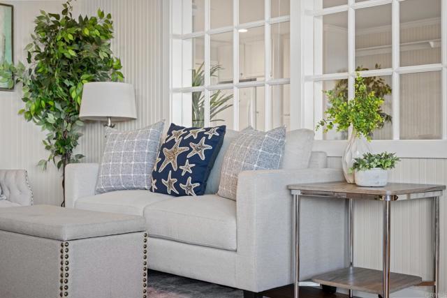 1562 Camino Del Mar, Del Mar CA: https://media.crmls.org/mediaz/c2f857dd-1f5e-4e19-a941-f710d4791b23.jpg