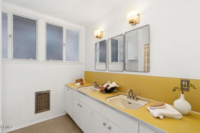 Detail Gallery Image 27 of 40 For 314 San Juan Way, La Canada Flintridge,  CA 91011 - 4 Beds | 2 Baths