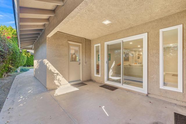 74370 Primrose Drive, Palm Desert CA: https://media.crmls.org/mediaz/c2f8c622-1349-4718-9433-5d8775a714db.jpg