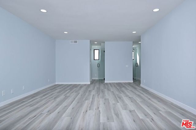 12112 Woodley Avenue, Granada Hills CA: https://media.crmls.org/mediaz/c2f99e5e-41e4-4ee8-b0cb-f6baa5a93245.jpg