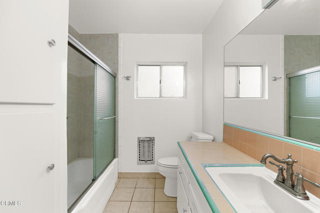 Detail Gallery Image 20 of 29 For 210 S Catalina Ave, Pasadena,  CA 91106 - – Beds | – Baths