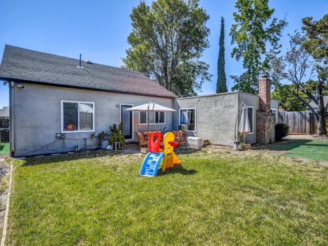 1567 Wilton Road, Livermore CA: https://media.crmls.org/mediaz/c2fa5771-625f-4b88-aa28-a885dcda644d.jpg