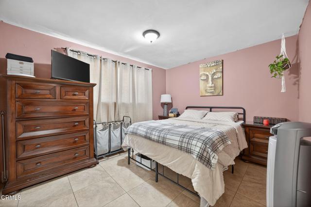 657 Sheridan Way, Ventura CA: https://media.crmls.org/mediaz/c2faaf3c-7f87-4c14-8111-de4f05c2ac43.jpg