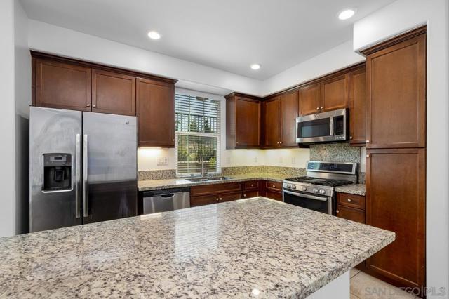 2770 Sparta Rd, Chula Vista CA: https://media.crmls.org/mediaz/c2fcf0b0-9c35-4911-b964-d40583fdeaba.jpg