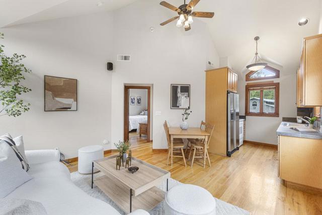14205 Shannon Road, Los Gatos CA: https://media.crmls.org/mediaz/c2fd28d9-321c-47ed-a7cd-3ece81caeda6.jpg