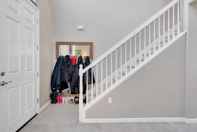 1028 Capri Way, Salinas CA: https://media.crmls.org/mediaz/c2fd4adf-4a37-4691-8256-c5aab0f517a2.jpg