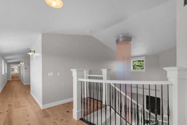 40 S Circle Drive, Santa Cruz CA: https://media.crmls.org/mediaz/c3008912-b2b6-48fb-871f-fb0634a422d2.jpg