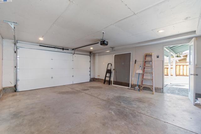 4643 sloan, Fremont CA: https://media.crmls.org/mediaz/c300c27a-a0b3-4c7c-99b0-f7247c1561ca.jpg