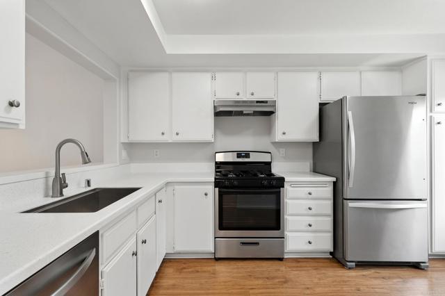 3707 Caminito Carmel, San Diego CA: https://media.crmls.org/mediaz/c3014cc7-d377-40db-956f-ecf72228d4f2.jpg